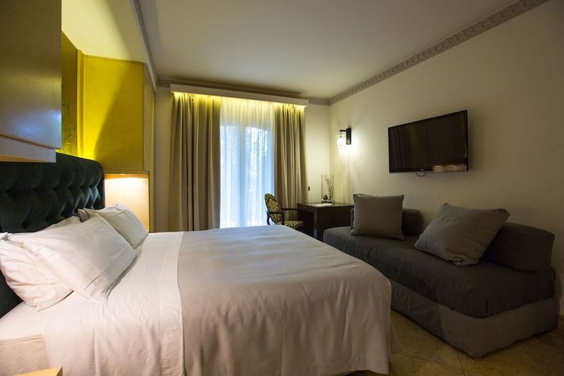 Romano Palace Luxury Hotel - Image 4