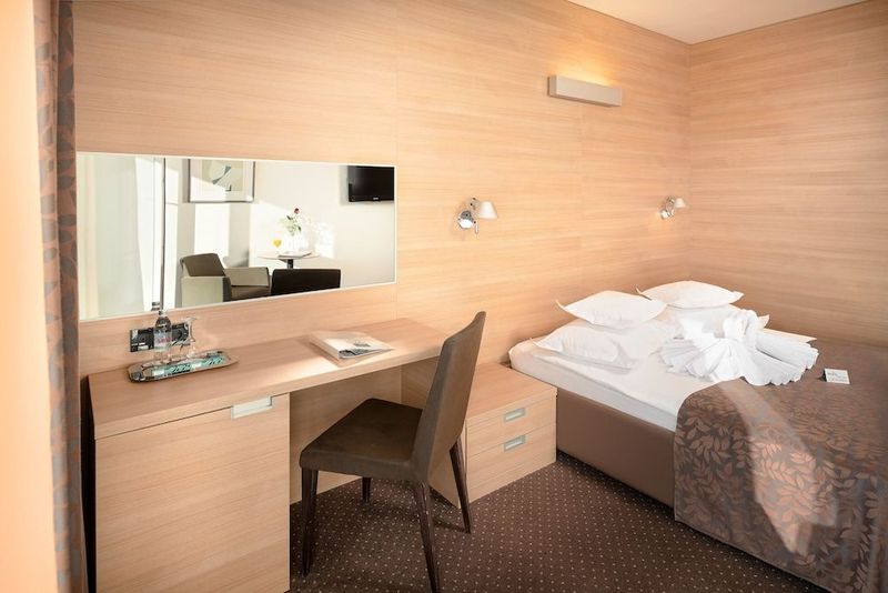 Hotel Olympia - Image 4