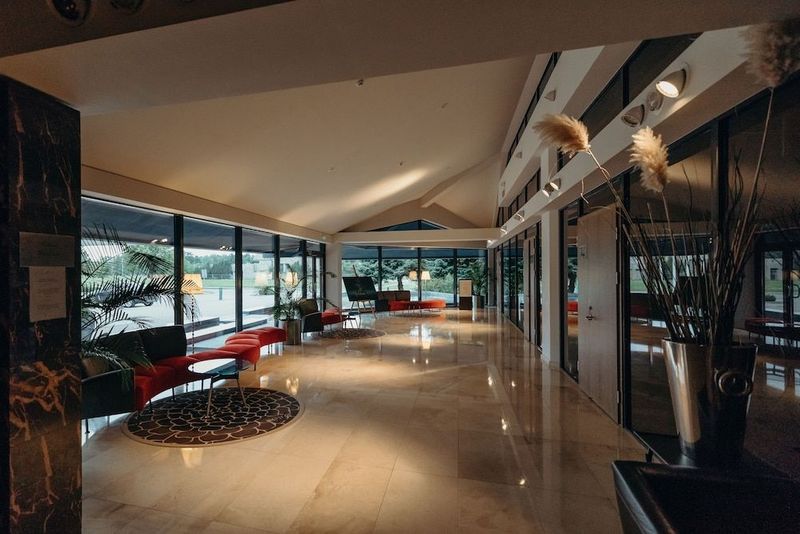 Vanagupe Hotel - Image 7