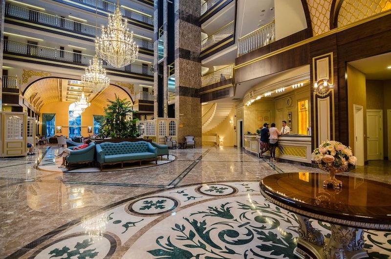The Lumos Deluxe Resort Hotel & Spa - Image 5