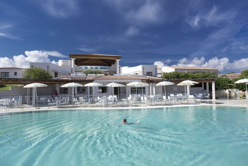 Grande Baia Hotel Resort - Image 10
