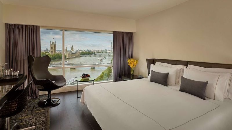Park Plaza London Riverbank - Image 4
