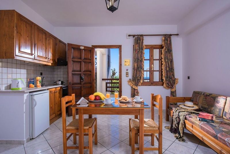Rena Apartments - Image 6