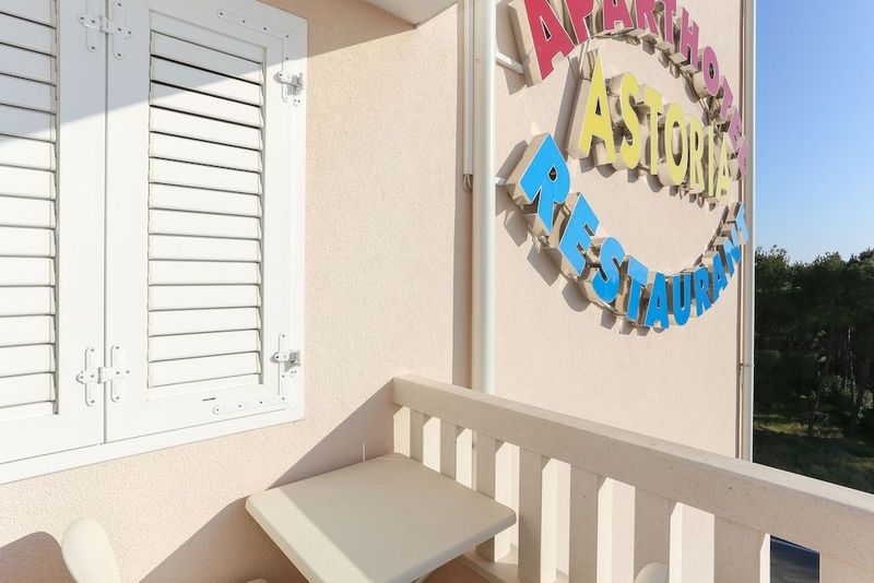 Aparthotel Astoria - Image 2