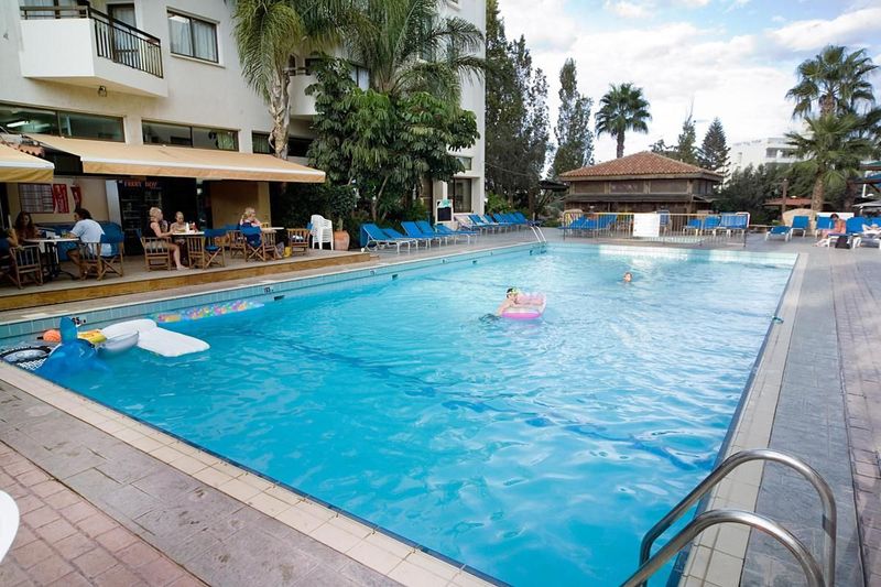Alva Hotel Apartments - Image 9