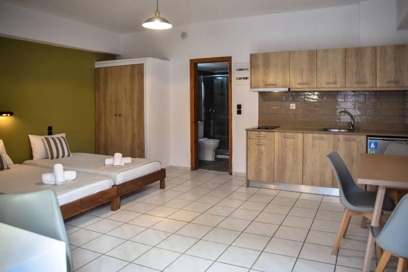 Iraklis Apartments - Image 8