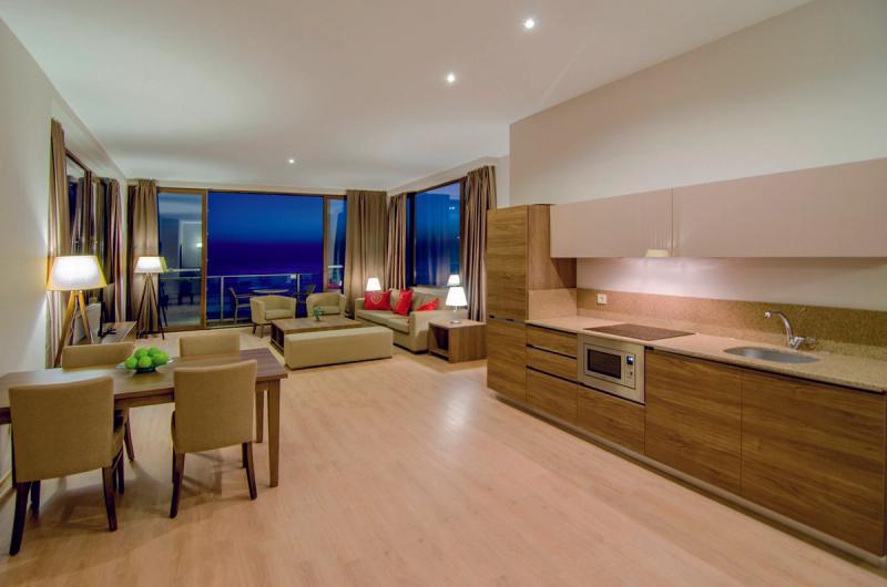 Ladies Beach Residence - Image 10