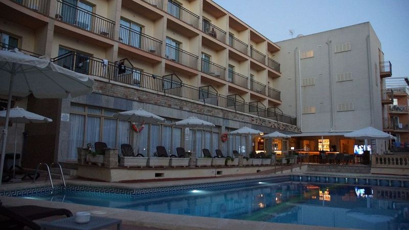 Hotel Iris - Image 4