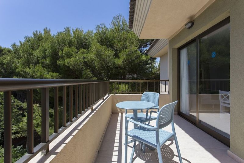 Guya Wave Hotel - Image 3