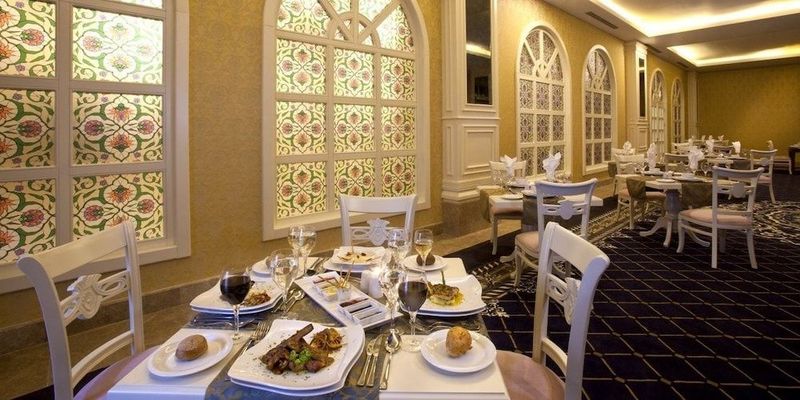 Oz Hotels Side Premium - Image 4