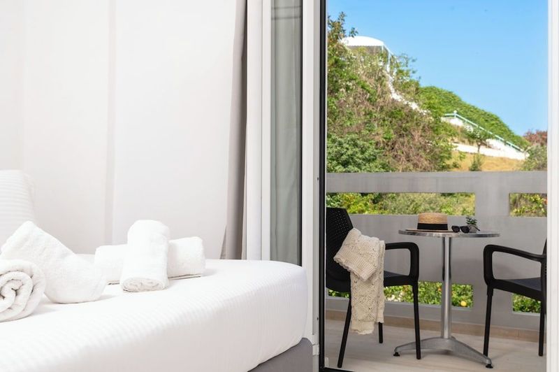 Thelesi Apartments - Image 5