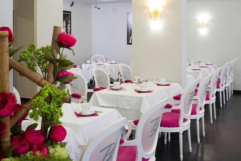 Best Western Plus Hotel Le Patio des Artistes - Image 10