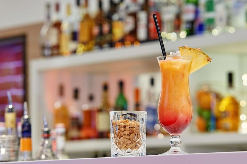 Hampton By Hilton Berlin City Centre Alexanderplatz - Image 9