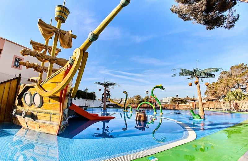 Leonardo Royal Hotel Ibiza Santa Eulalia - Image 9
