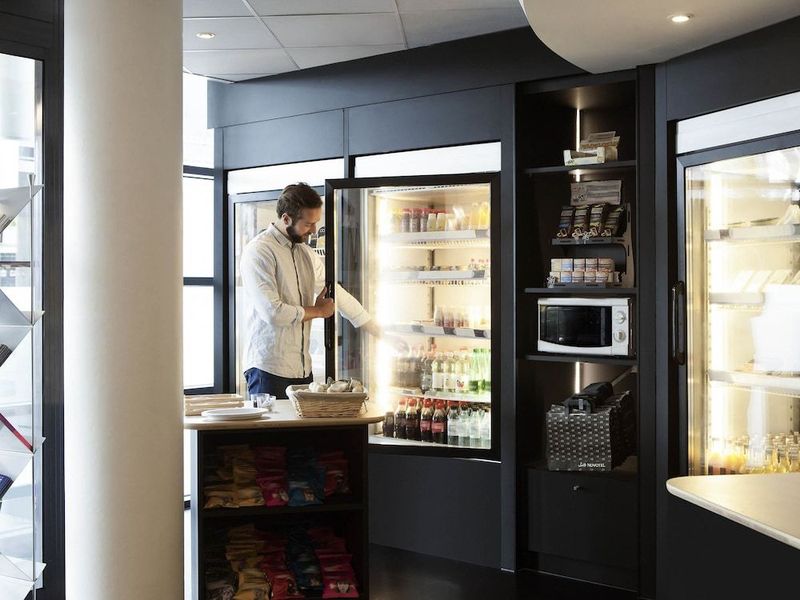 Novotel Suites Cannes Centre - Image 7