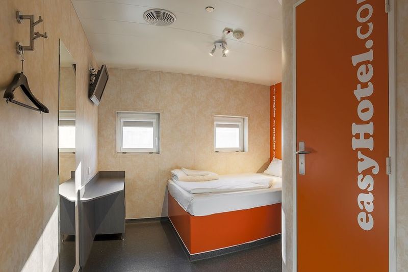 easyHotel Budapest Oktogon - Image 3