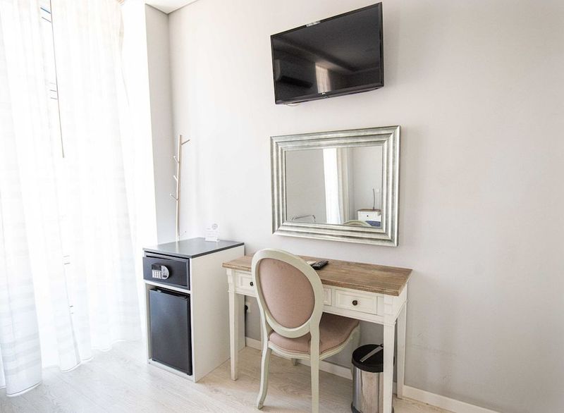 Grande Pensao Residencial Alcobia - Image 4