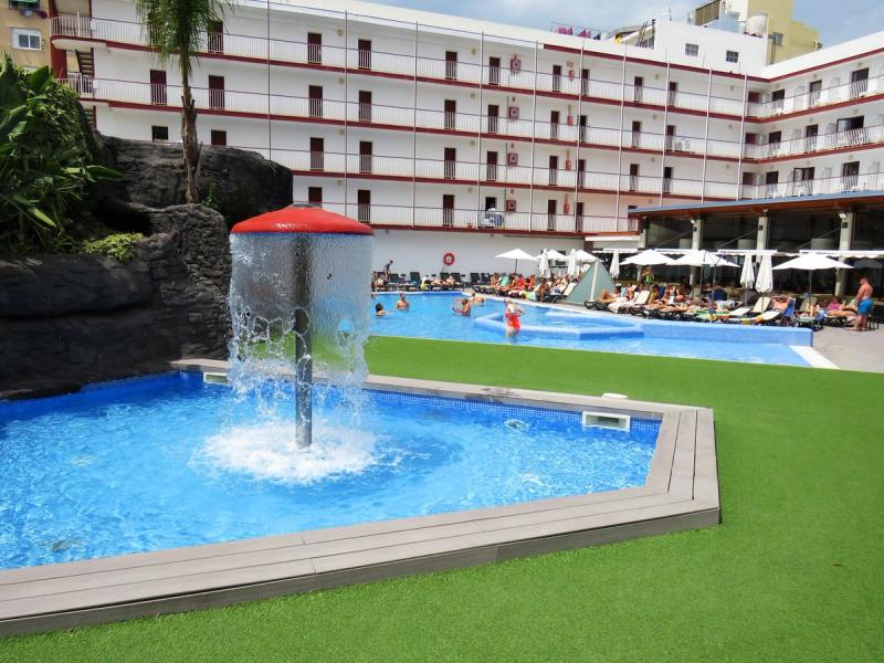 Hotel Papi - Image 8