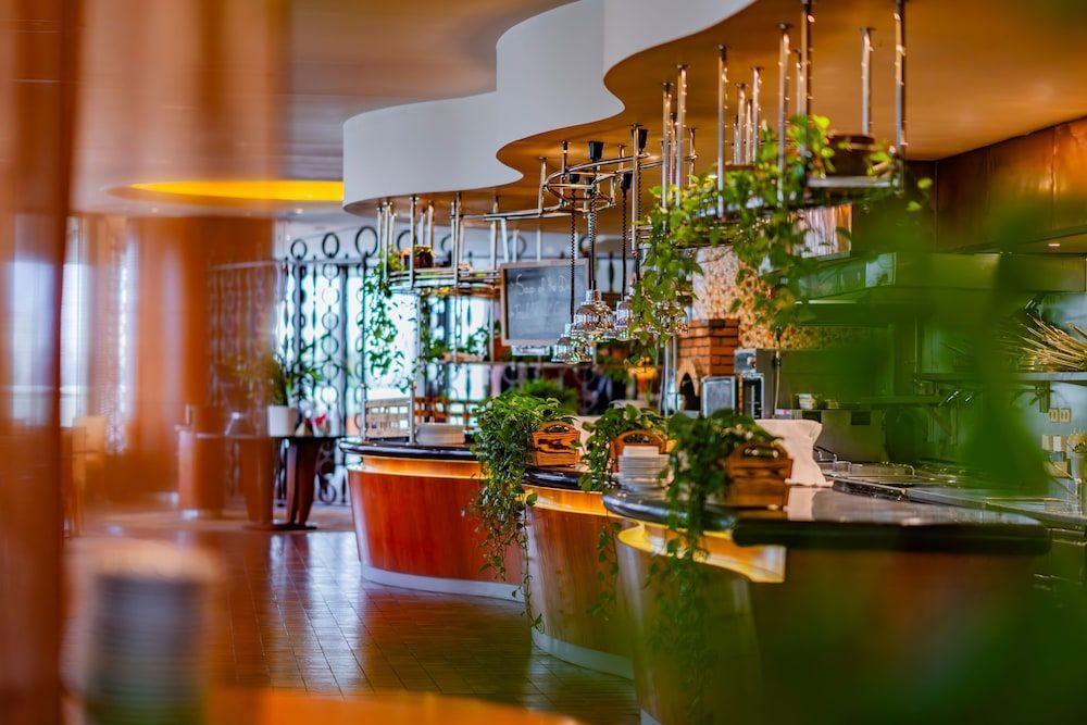 Corinthia Hotel Prague - Image 5