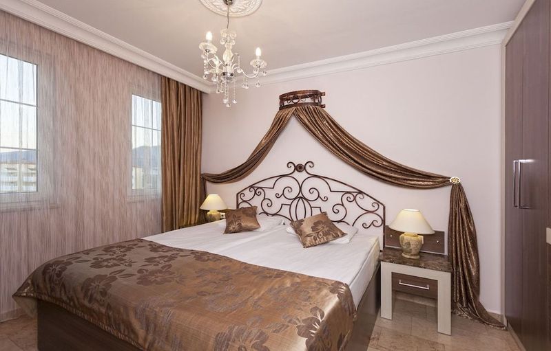 Club Paradiso Hotel - Image 5