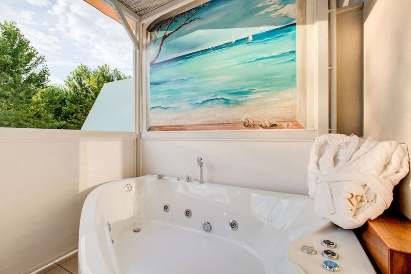 Rimini Suite Hotel - Image 5