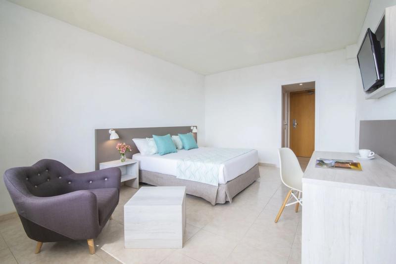 Hotel Lloret Santa Rosa by Pierre & Vacances - Image 5