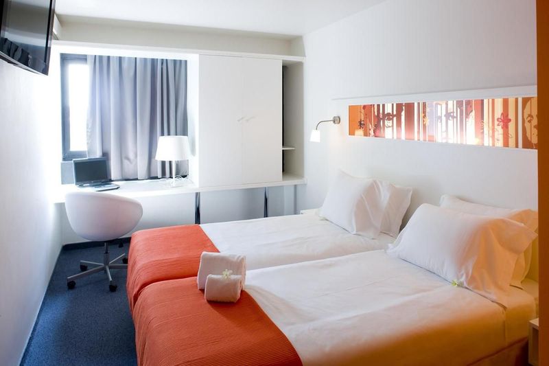Star Inn Porto - Image 7