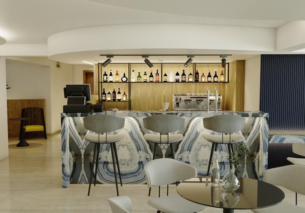 Amphitryon City Hotel - Image 1