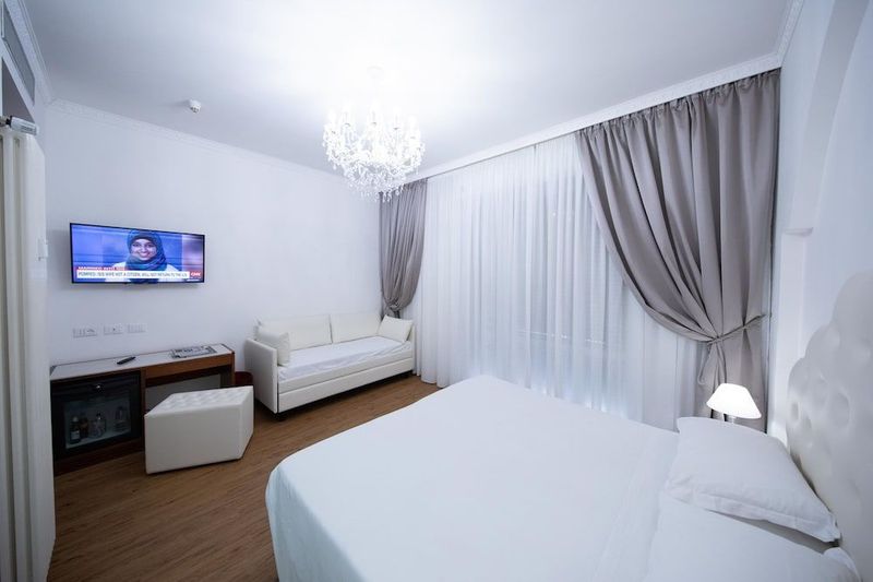 Hotel Re Enzo - Image 3