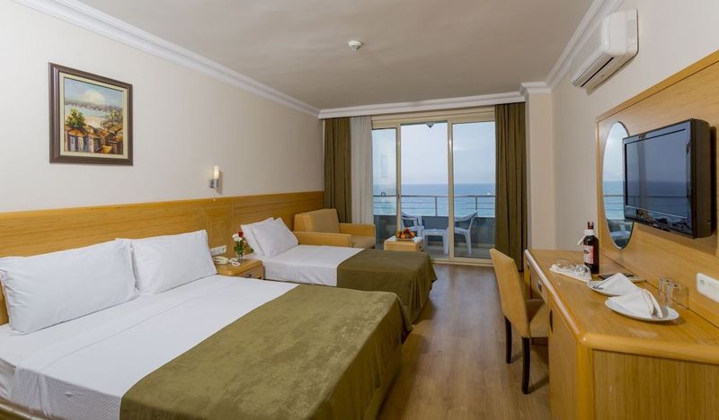 Senza Grand Santana Hotel - Image 10