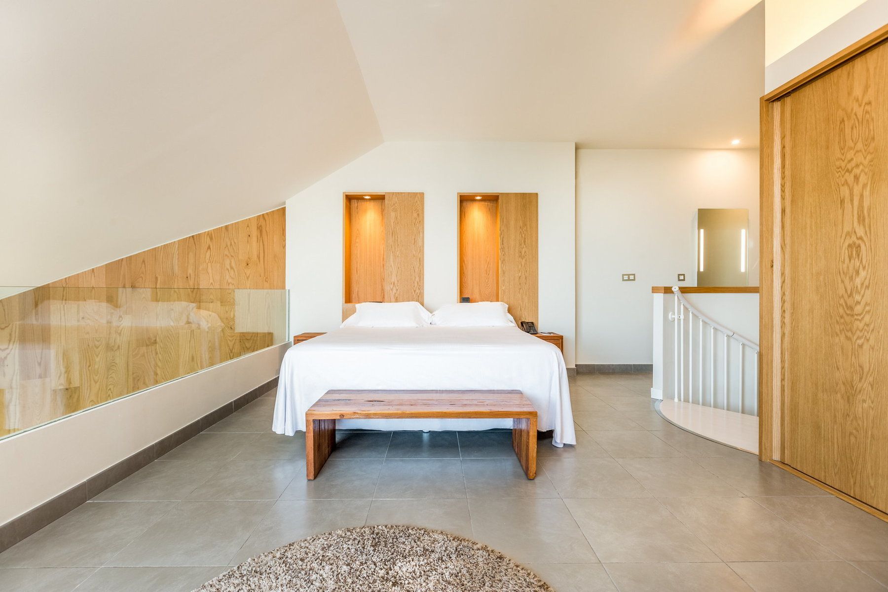Higueron Hotel Malaga, Curio Collection by Hilton - Image 8