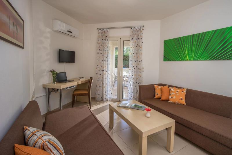 Your Memories Hotel - Image 8