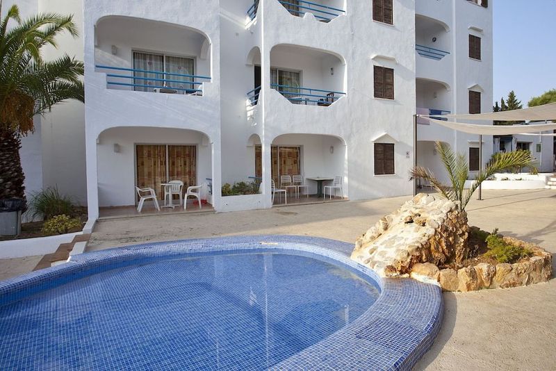 BJ Apartamentos Europa - Image 10
