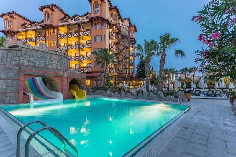 Villa Side Hotel - Image 10