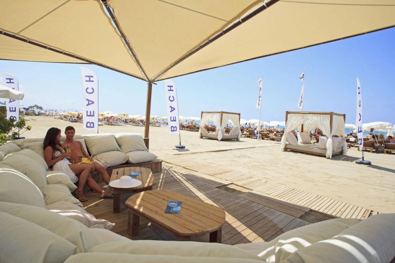 Blue Diamond Alya Hotel - Image 2