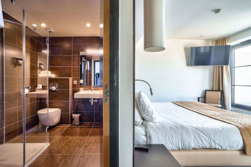 Simon's Boutique Hotel - Image 5