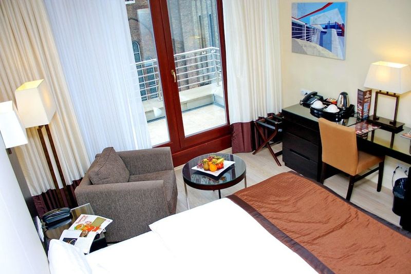 Lion's Garden Hotel Budapest - Image 10