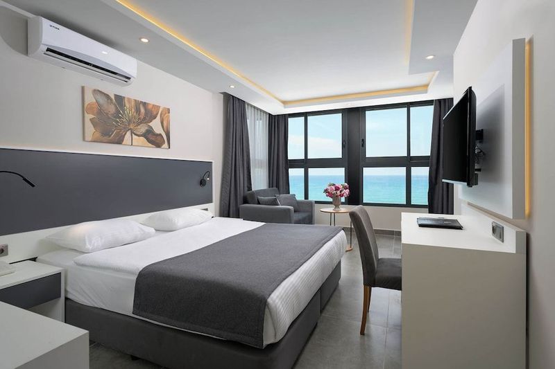 Kaila Krizantem Hotel - Image 2