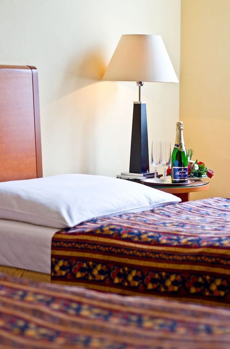 Hotel Harmony - Image 7
