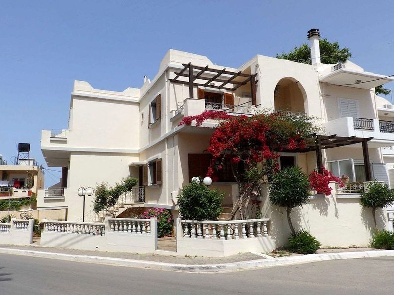Alexandra Hotel - Image 6