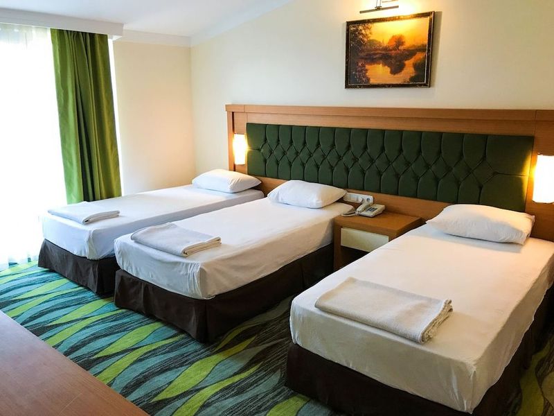 Forest Park Hotel - Image 6