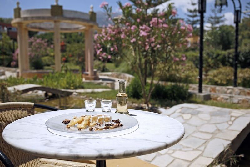 Orpheas Resort - Image 8