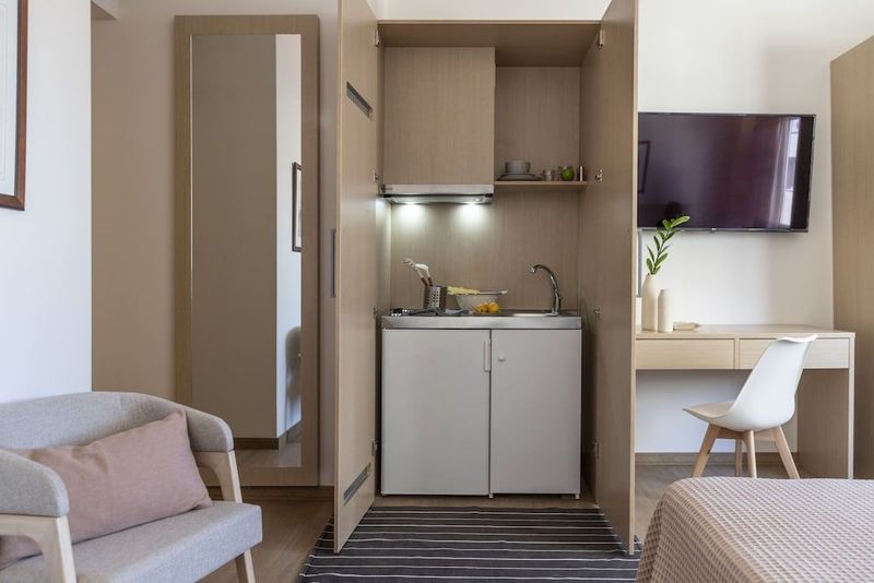 Gallery Residence 26 - Image 3