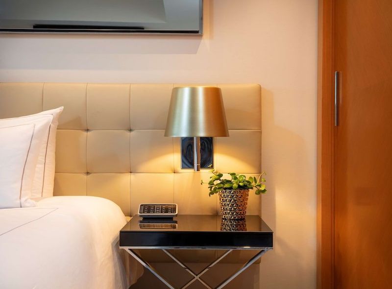 Park Plaza London Riverbank - Image 6