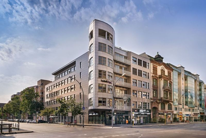 Novum Hotel City B Berlin - Image 2