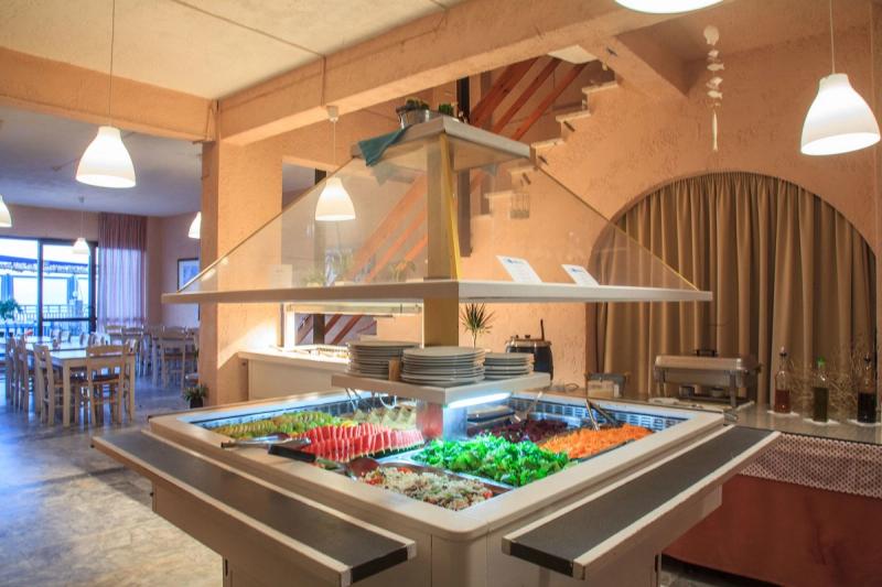 Sunset Beach Hotel - Image 7