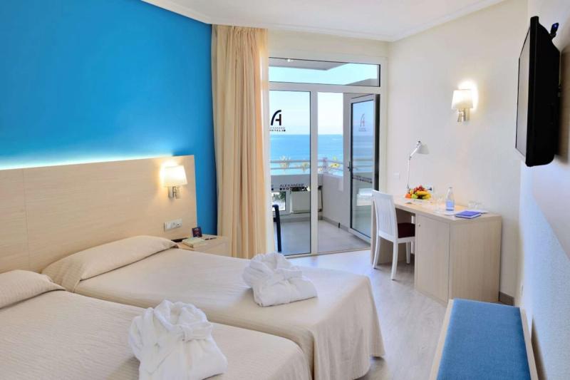 Alexandre Hotel Troya - Image 7