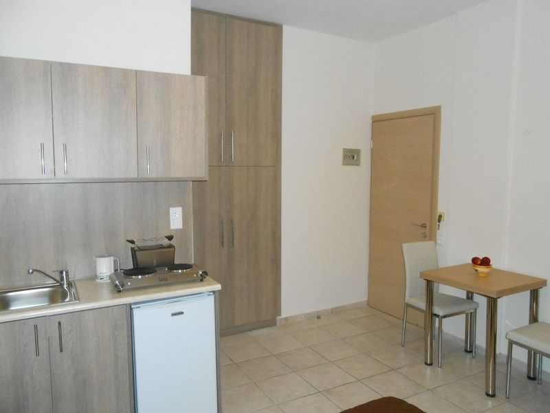 Voula Hotel - Image 9