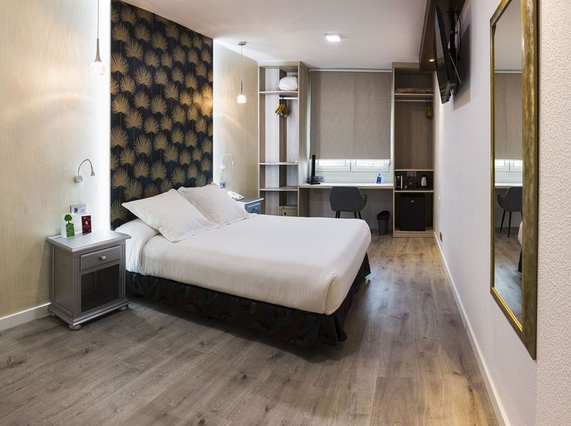 Hotel Bellavista Sevilla - Image 2
