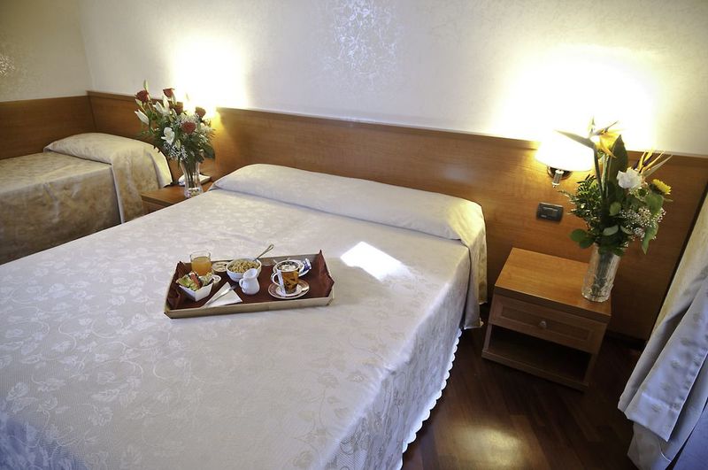 Hotel Priscilla - Image 10